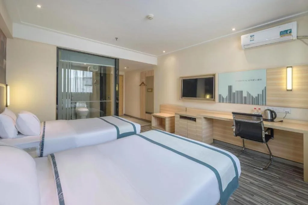 Bed in City Comfort Inn Liuzhou The Mixc Xijiang Road