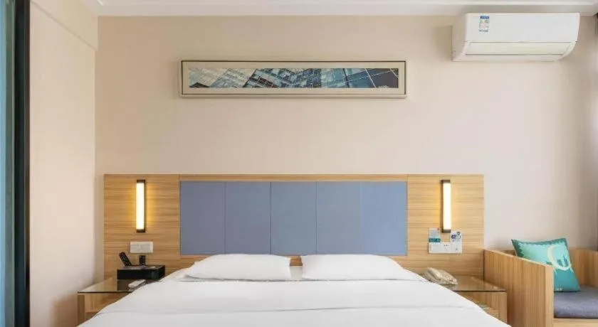 Bed in City Comfort Inn Liuzhou The Mixc Xijiang Road