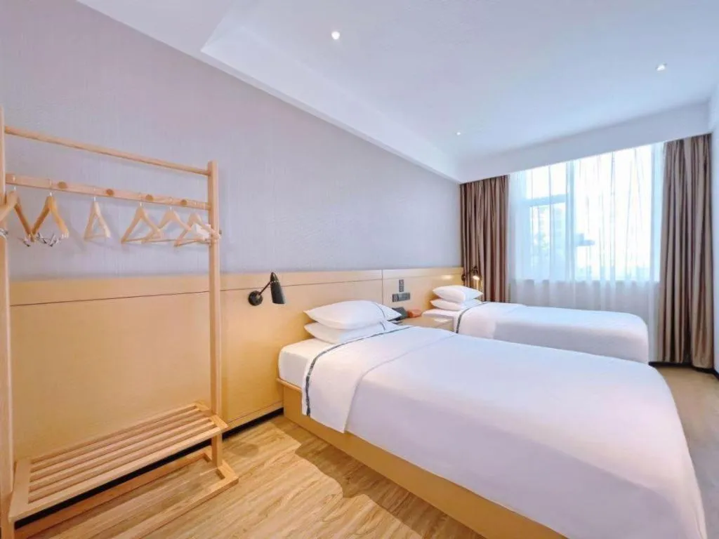 Bed in City Comfort Inn Rizhao High-speed Railway Station Yingbin Road RT-Mart