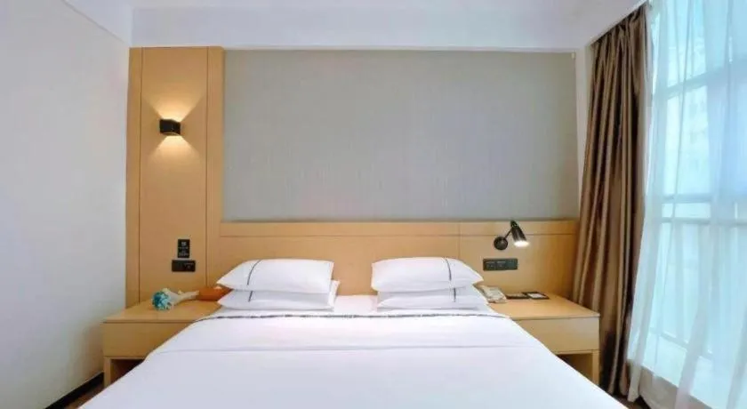 Bed in City Comfort Inn Rizhao High-speed Railway Station Yingbin Road RT-Mart