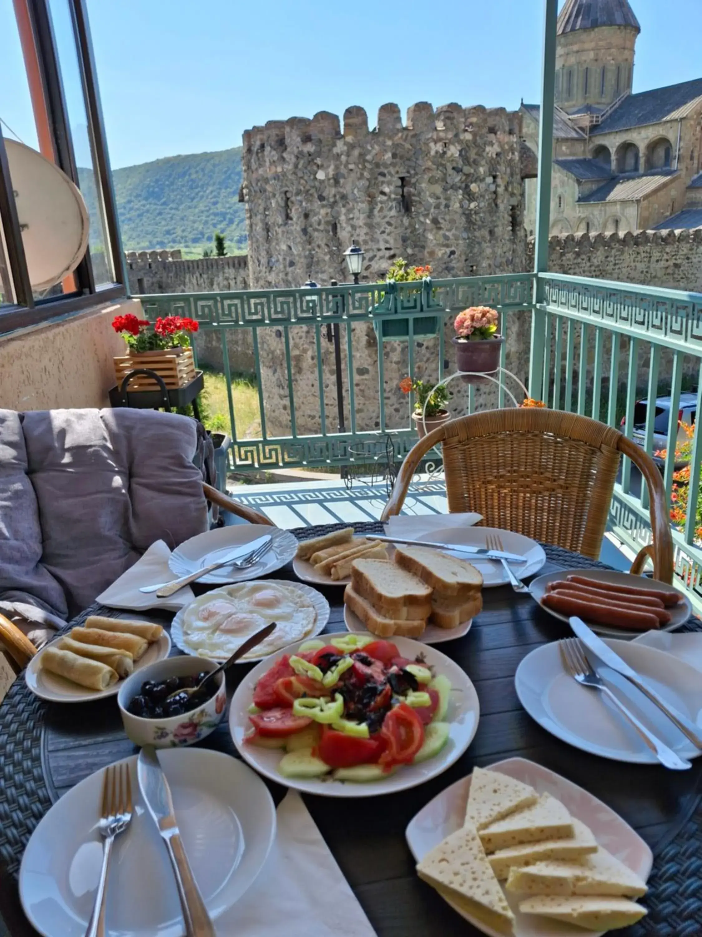 Apartment with Terrace in Old Capital Apartment with Terrace in Old Capital