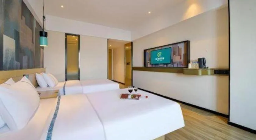 Bed in City Comfort Inn Chongqing Huangguan Dafuti