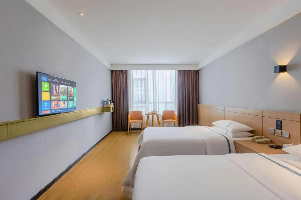 Bed in City Comfort Inn Shantou Huashan Road the MixC