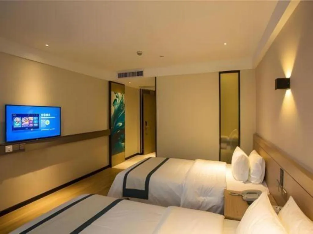 Bed in City Comfort Inn Shantou Huashan Road the MixC