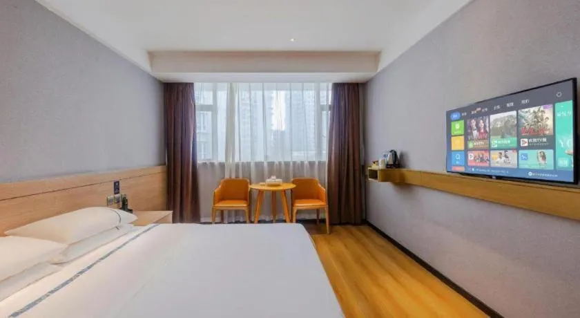 Bed in City Comfort Inn Shantou Huashan Road the MixC