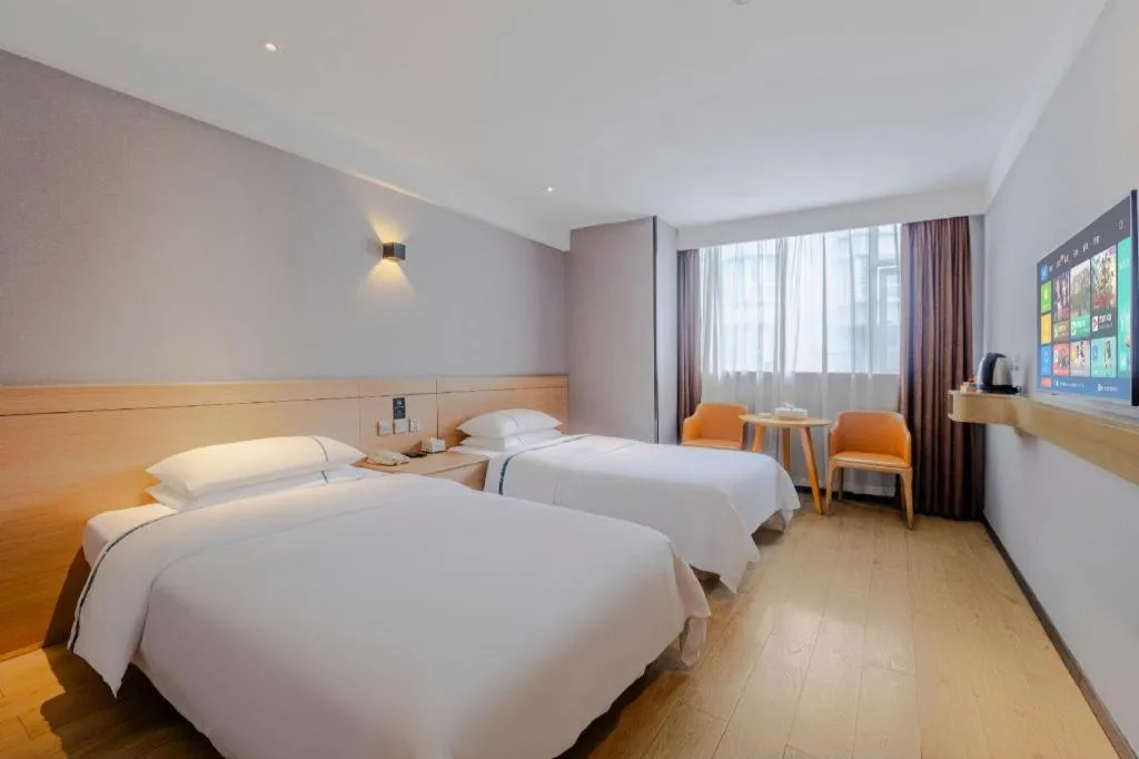 Bed in City Comfort Inn Shantou Huashan Road the MixC