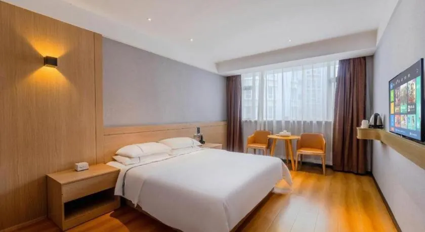 Bed in City Comfort Inn Shantou Huashan Road the MixC