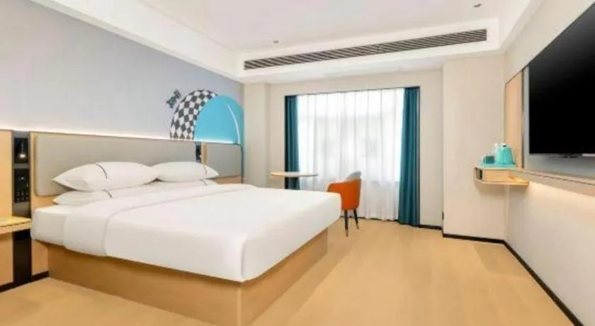 Bed in City Comfort Inn Guilin Qixing Park Guangxi Normal University