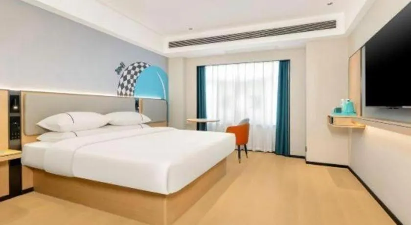 Bed in City Comfort Inn Guilin Qixing Park Guangxi Normal University