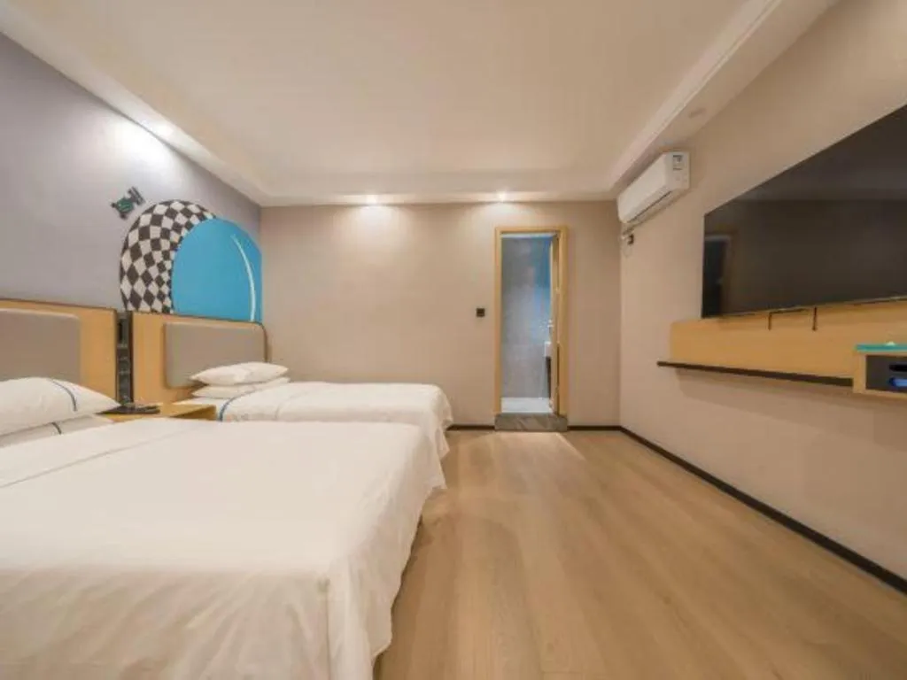 Bed in City Comfort Inn Guilin Qixing Park Guangxi Normal University