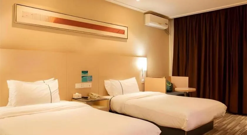 Bed in City Comfort Inn Xiantao Avenue Wangzhou Bridge Wushang