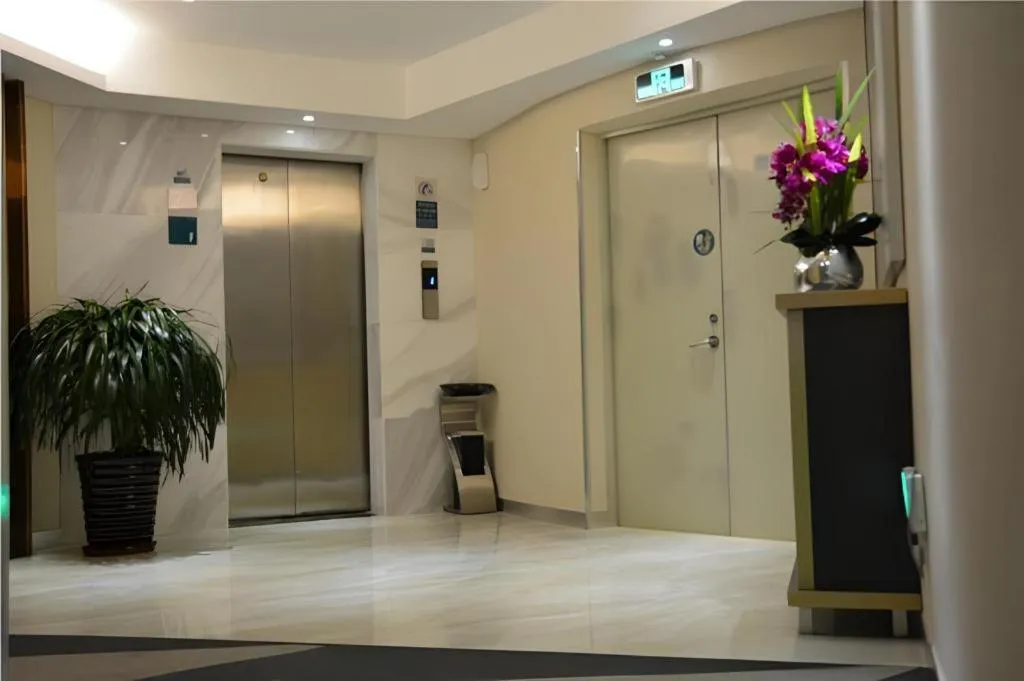 City Comfort Inn zhongshan Lihe Square Walmart