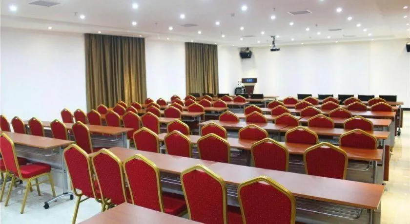 City Comfort Inn Guigang Pingnan Bus Station Jiangbin Park