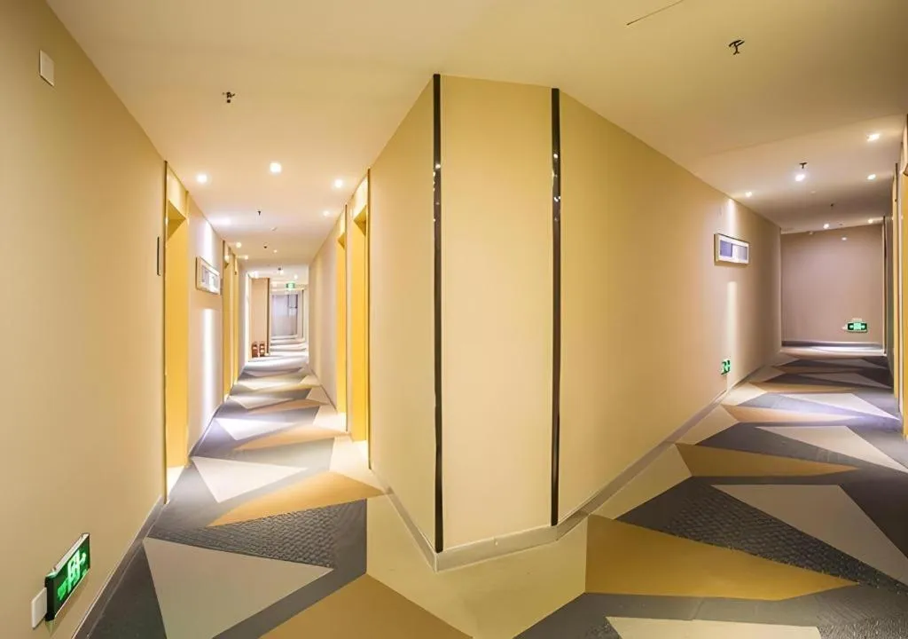 City Comfort Inn Guigang Pingnan Bus Station Jiangbin Park