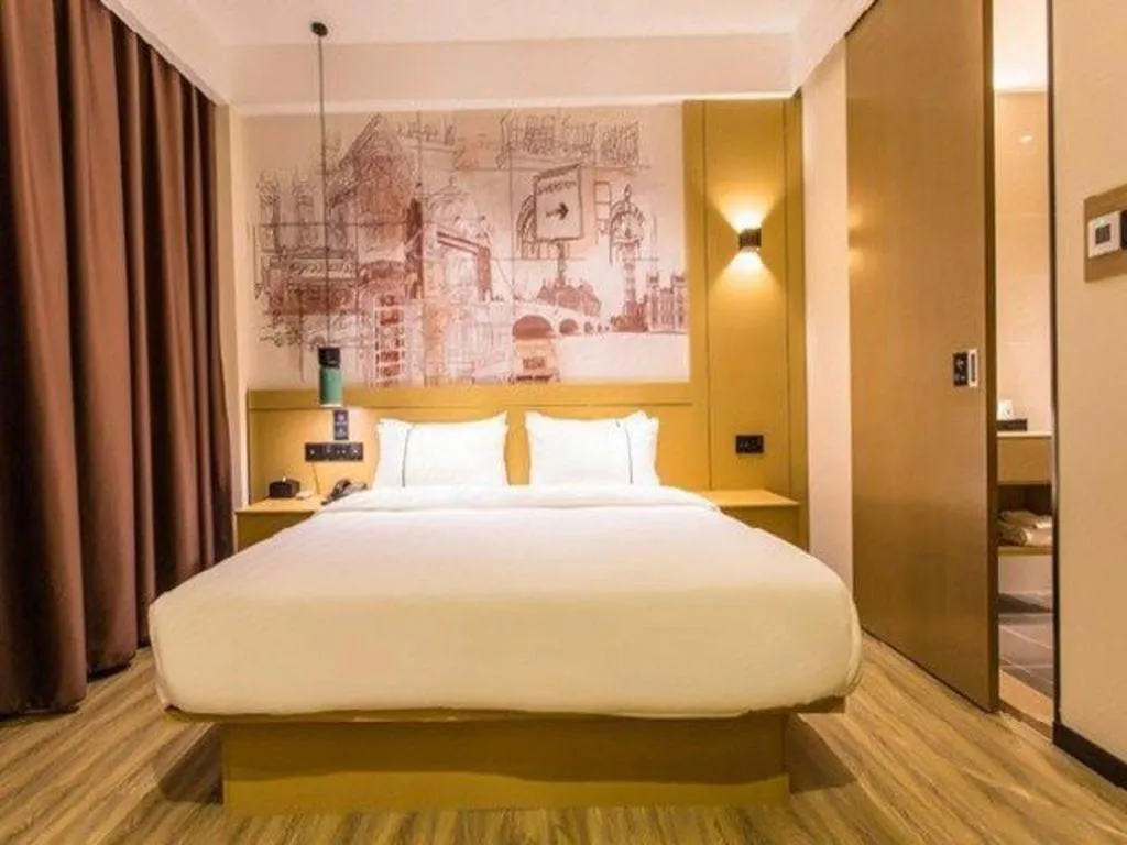 Bed in City Comfort Inn Guigang Pingnan Bus Station Jiangbin Park