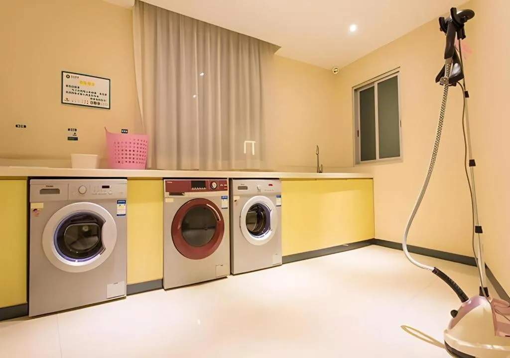 City Comfort Inn Guigang Pingnan Bus Station Jiangbin Park