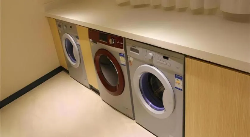 City Comfort Inn Guigang Pingnan Bus Station Jiangbin Park