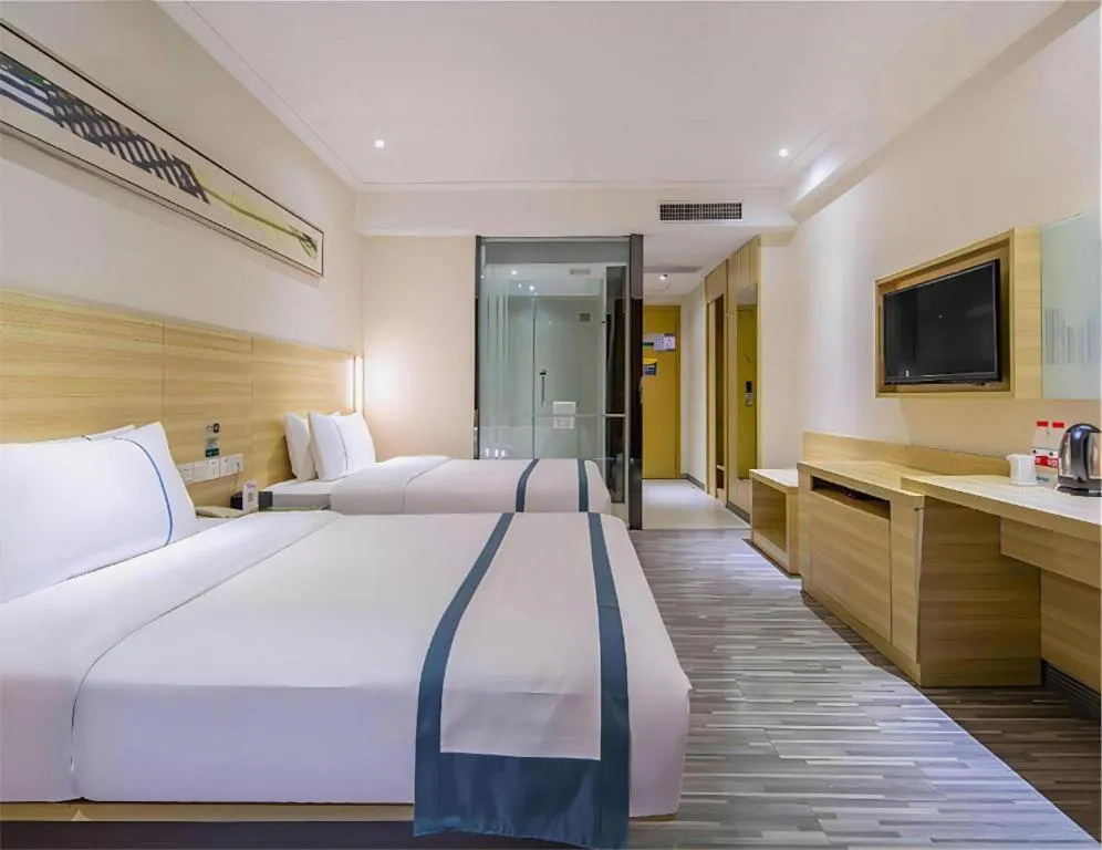 Bed in City Comfort Inn Zhanjiang Middle Renmin Avenue Dingsheng Square