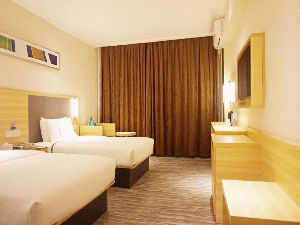 Bed in City Comfort Inn Zhanjiang Middle Renmin Avenue Dingsheng Square