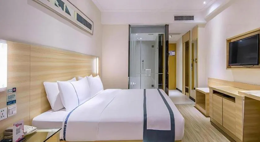 Bed in City Comfort Inn Zhanjiang Middle Renmin Avenue Dingsheng Square