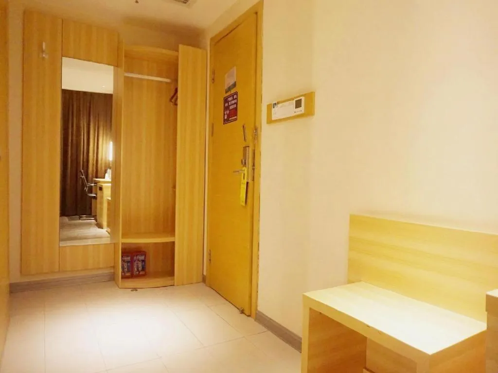 City Comfort Inn Zhanjiang Middle Renmin Avenue Dingsheng Square