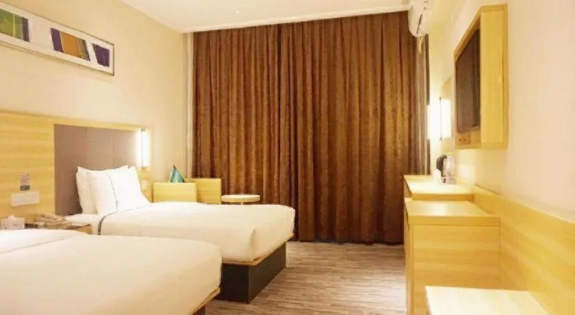 Bed in City Comfort Inn Zhanjiang Middle Renmin Avenue Dingsheng Square