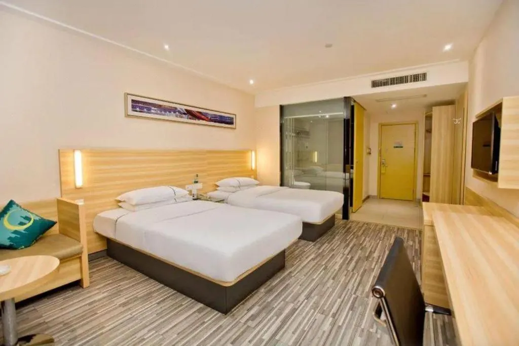 Bed in City Comfort Inn Zhanjiang Middle Renmin Avenue Dingsheng Square