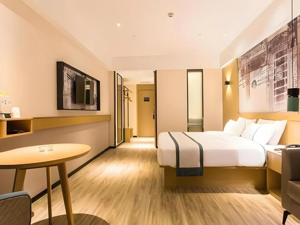 Bed in City Comfort Inn Nanning Kede Zoo Qingchuan Metro Station