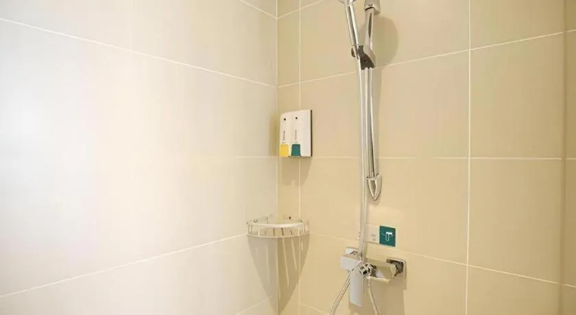 City Comfort Inn Lichuan Railway Station Tenglong Cave