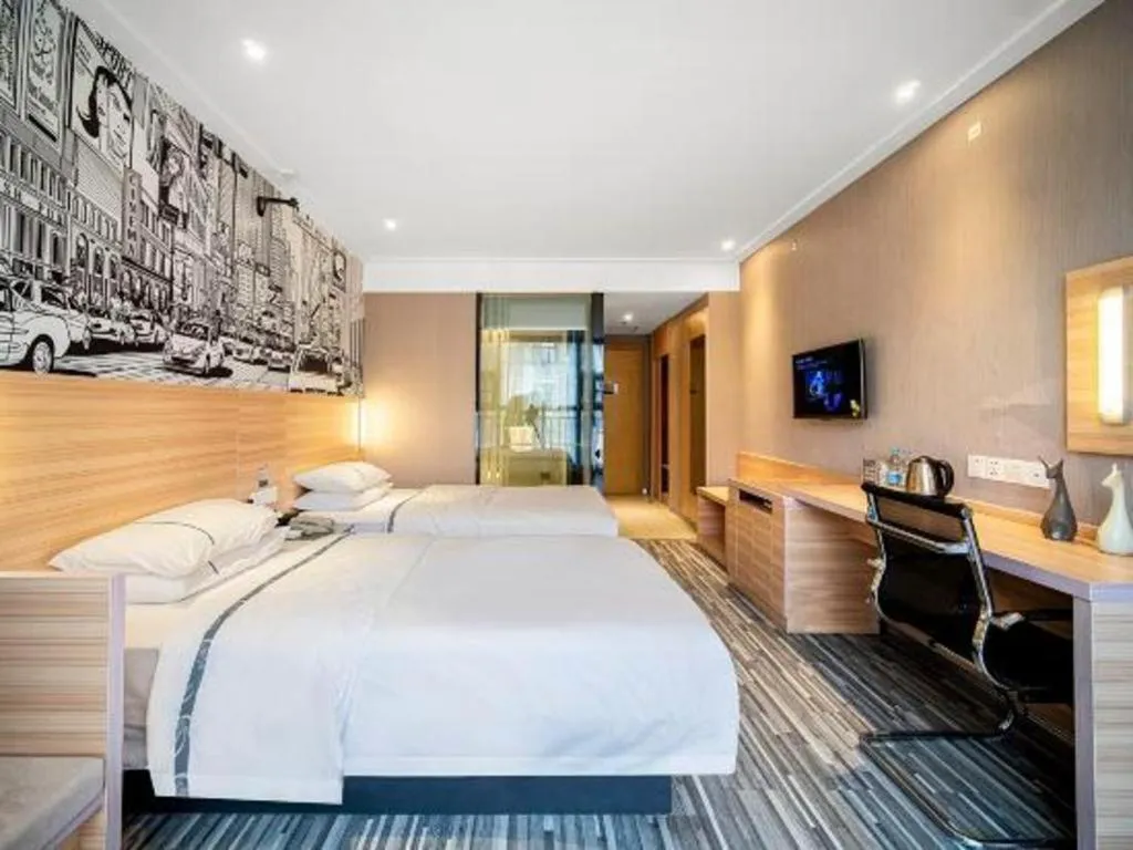 Bed in City Comfort Inn Lichuan Railway Station Tenglong Cave