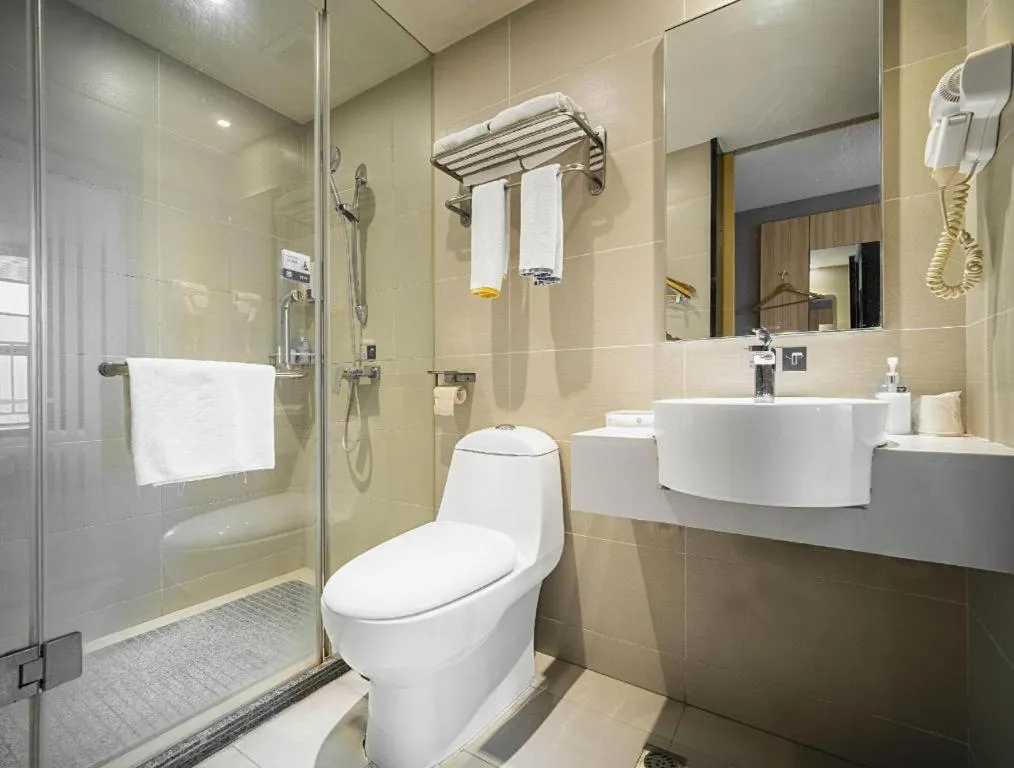 City Comfort Inn Lichuan Railway Station Tenglong Cave