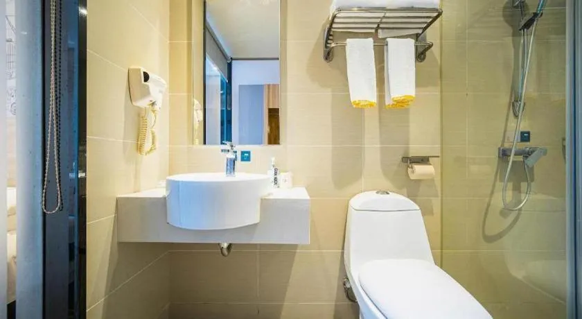 City Comfort Inn Lichuan Railway Station Tenglong Cave