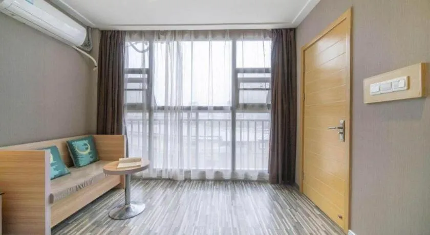 City Comfort Inn Lichuan Railway Station Tenglong Cave