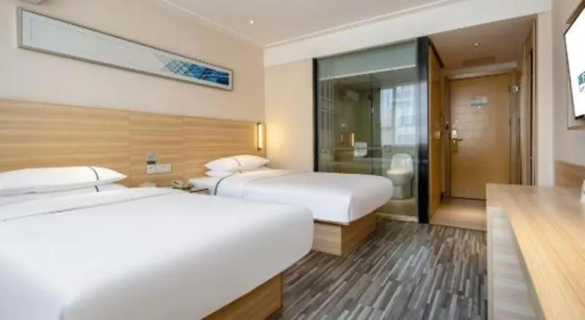 Bed in City Comfort Inn Hezhou High Speed Railway Station