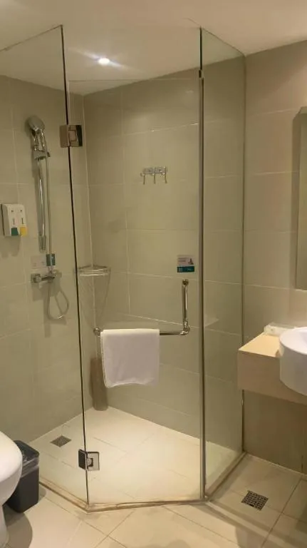 City Comfort Inn Wuhan Guanggu Finance Port