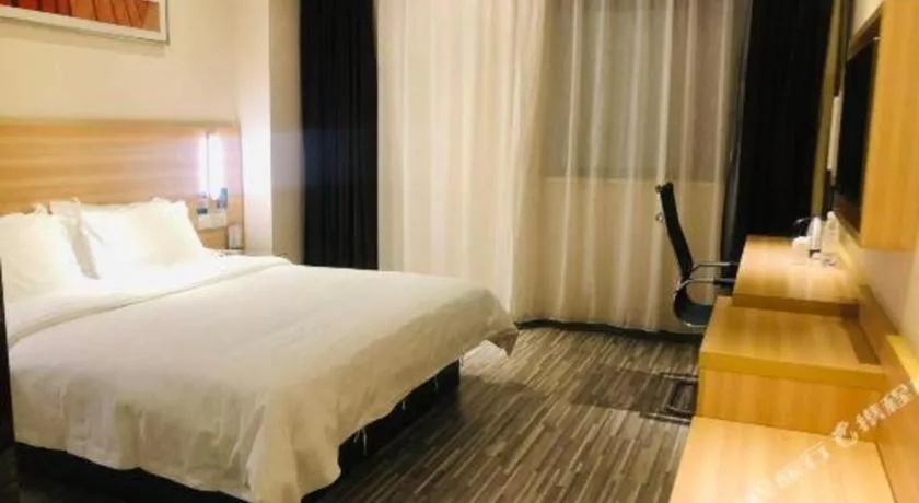 Bed in City Comfort Inn Wuhan Guanggu Finance Port