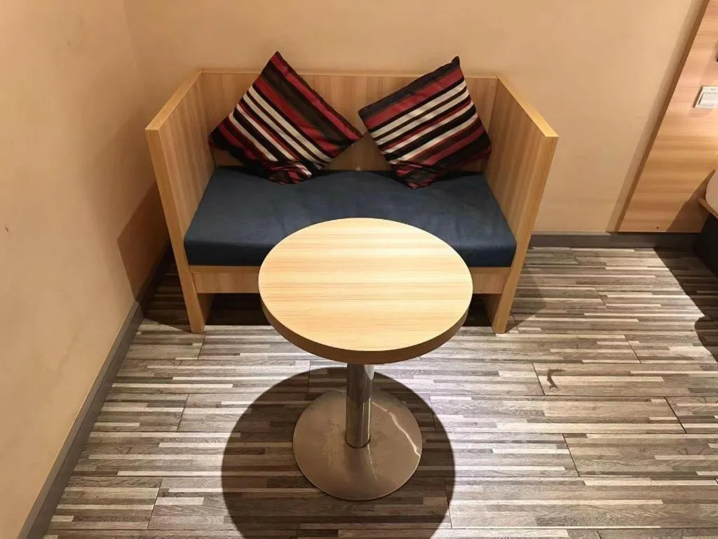 City Comfort Inn Wuhan Guanggu Finance Port