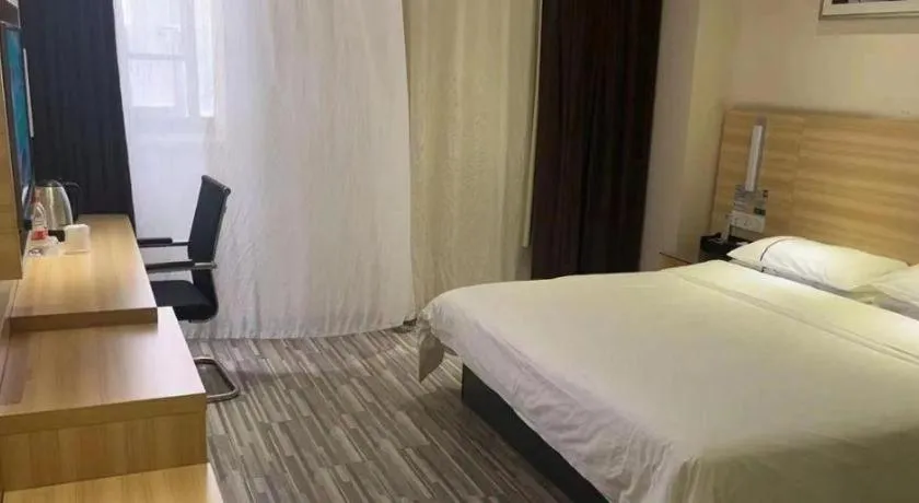 Bed in City Comfort Inn Wuhan Guanggu Finance Port