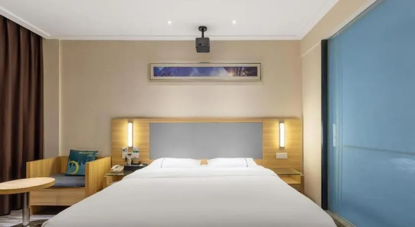 Bed in City Comfort Inn Huanggang Macheng Dujuan Huafu