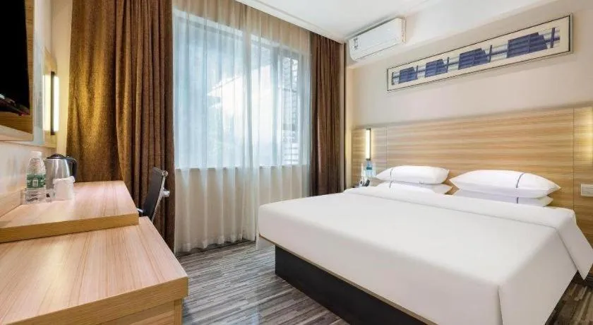 Bed in City Comfort Inn Baise Xilin Time Square