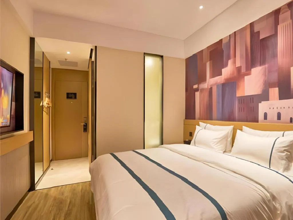 Bed in City Comfort Inn Liuzhou Wuling Liutai Road