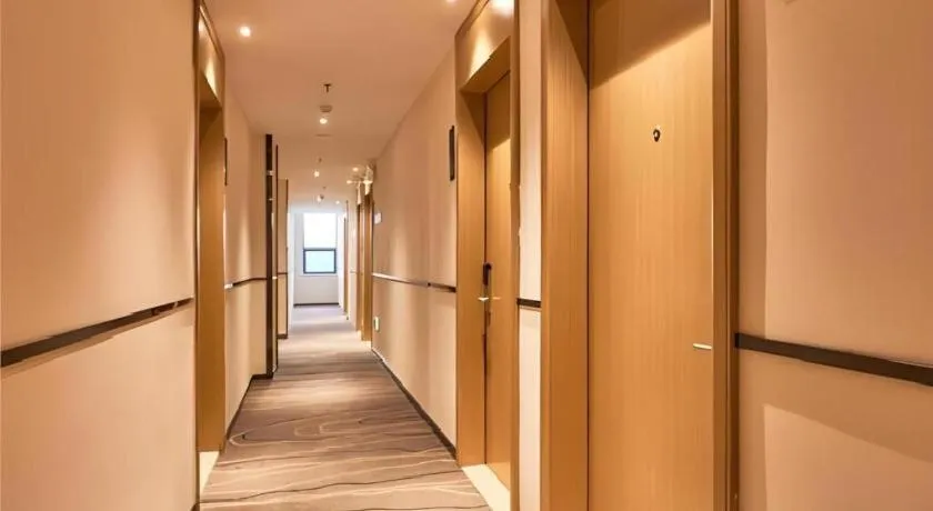 City Comfort Inn Liuzhou Wuling Liutai Road