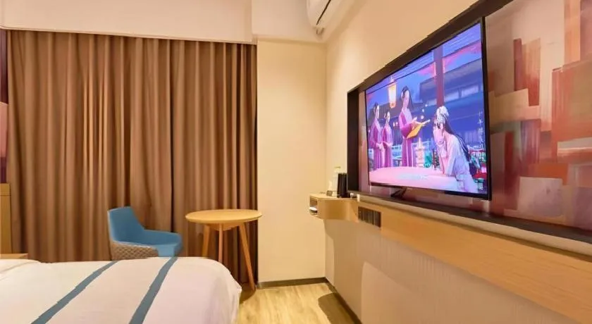 Bed in City Comfort Inn Liuzhou Wuling Liutai Road