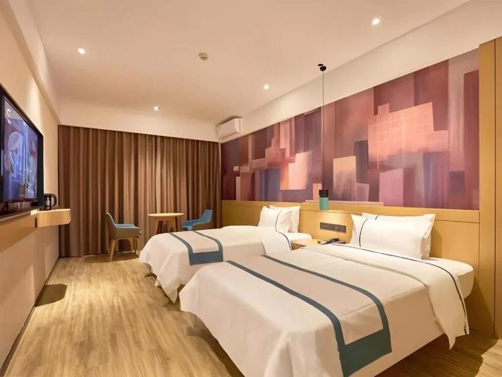 Bed in City Comfort Inn Liuzhou Wuling Liutai Road