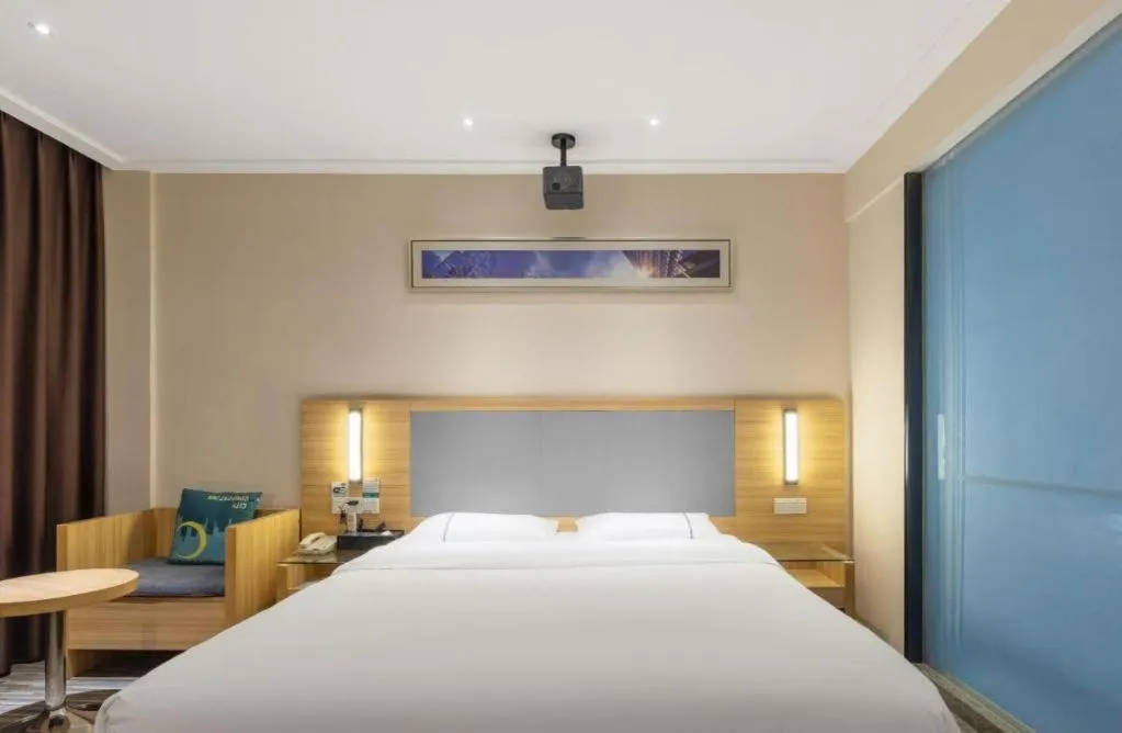 Bed in City Comfort Inn Hechi Yizhou Bus Terminal