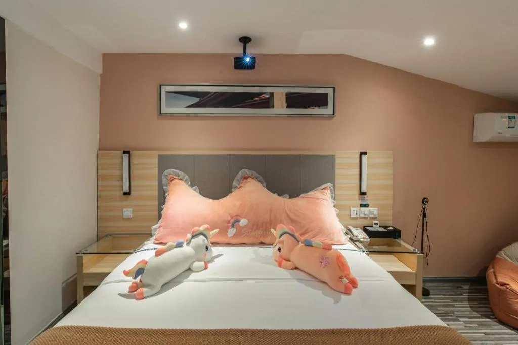 Bed in City Comfort Inn Hechi Yizhou Bus Terminal