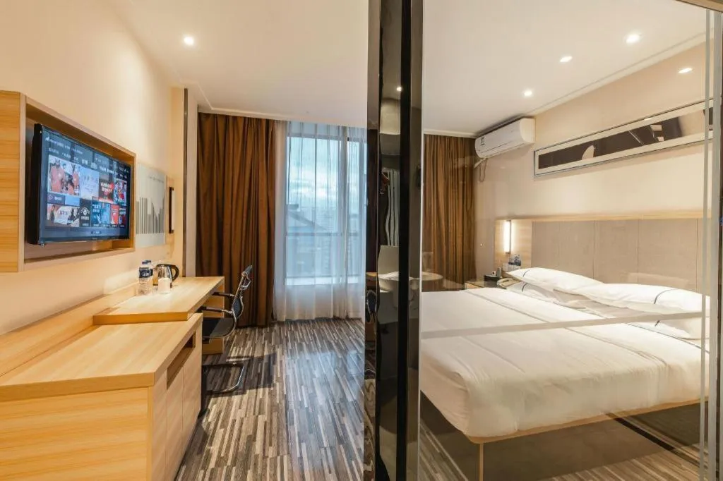 Bed in City Comfort Inn Hechi Yizhou Bus Terminal