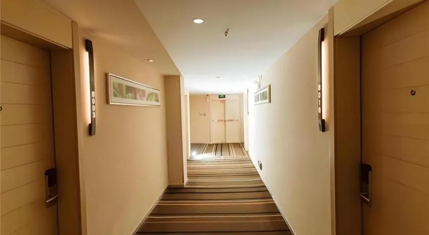 City Comfort Inn Hechi Yizhou Bus Terminal