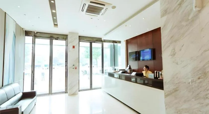 City Comfort Inn Hechi Yizhou Bus Terminal