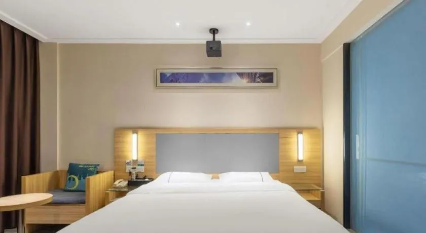 Bed in City Comfort Inn Hechi Yizhou Bus Terminal